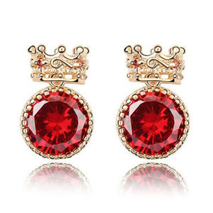 Exquisite Golden Crown Style Zircon Ear Stud - Red